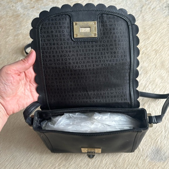 Kate Spade black/navy Jazmin Maplecourt leather crossbody with scalloped edge - Picture 12 of 12